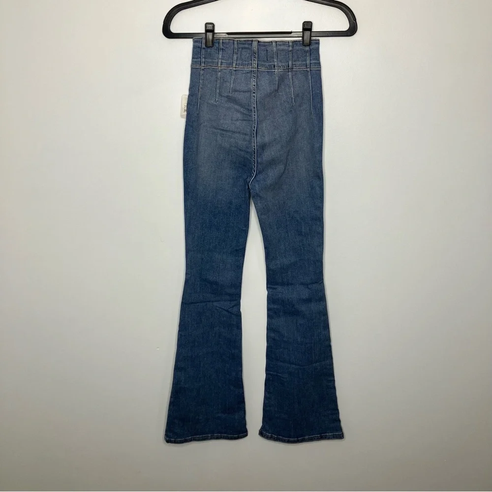 NWT FREE PEOPLE We the Free Jayde Flare Jeans Light Wash 27 - Picture 2 of 5